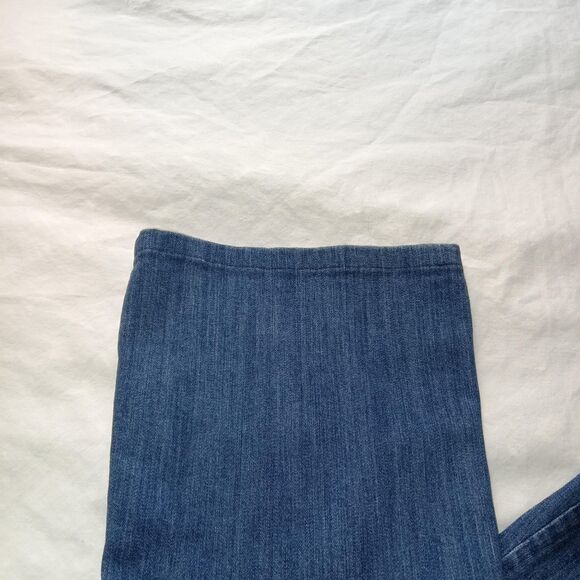 Levis 526 Jeans Womens 8 Medium Blue Slender Boot Bootcut Stretch Denim Classic - Picture 4 of 16